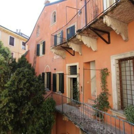 Abbraccio Di Verona Eksteriør billede